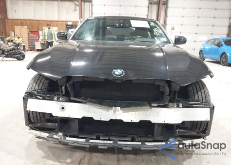 2020 BMW 3 Series 330I xDrive z USA, uszkodzony, nr VIN 3MW5R7J03L8B09370